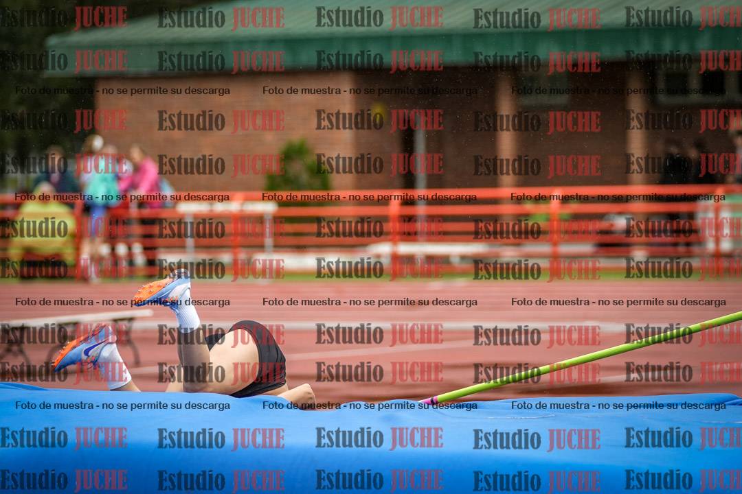 Fotos del salto en alto de mujeres