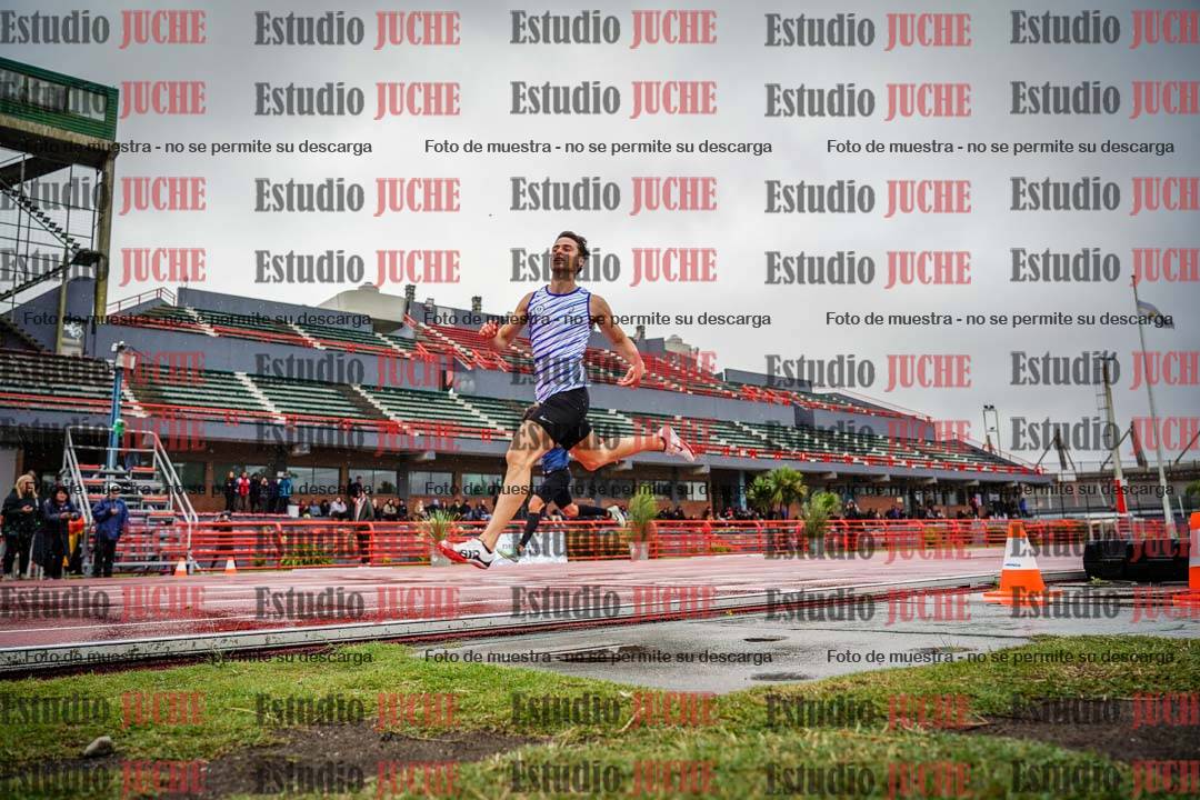 Fotos de los 200 m llanos de varones