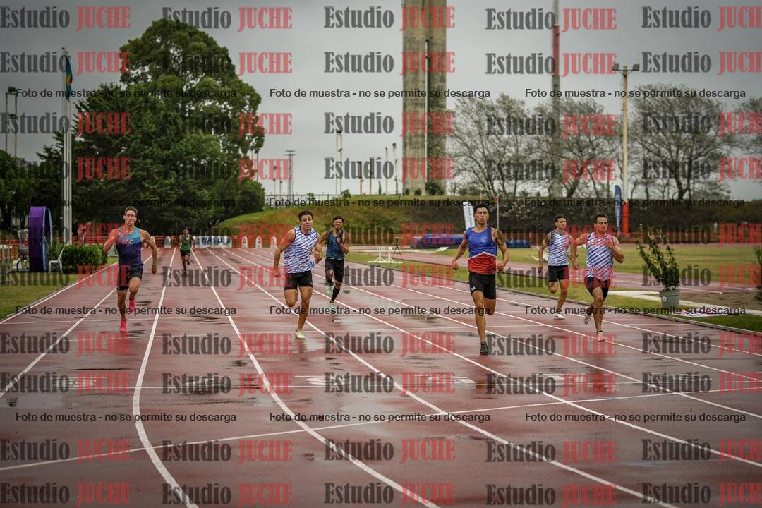 Fotos de los 200 m llanos de varones