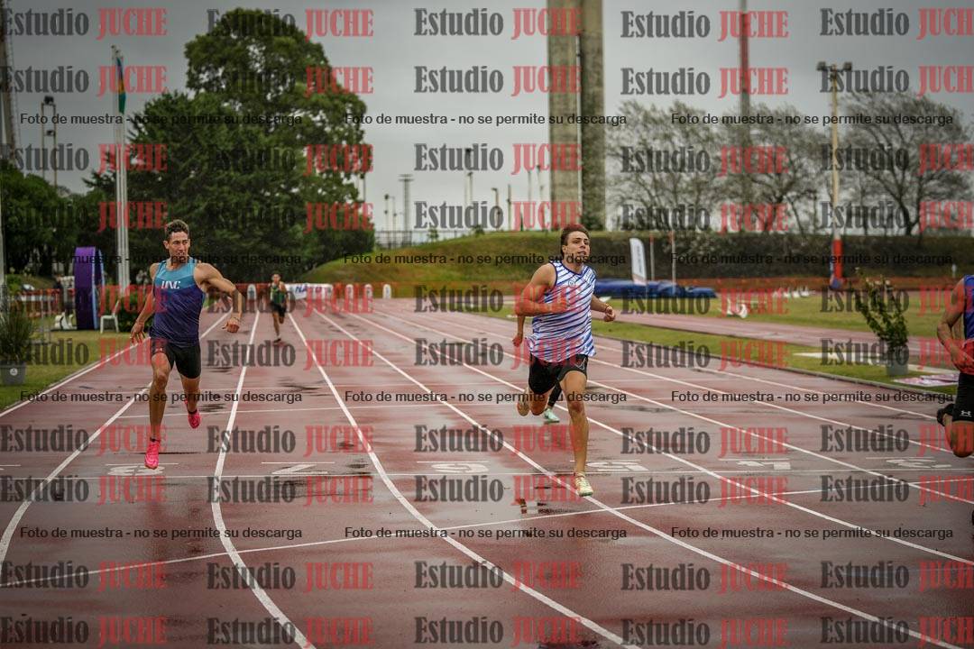 Fotos de los 200 m llanos de varones