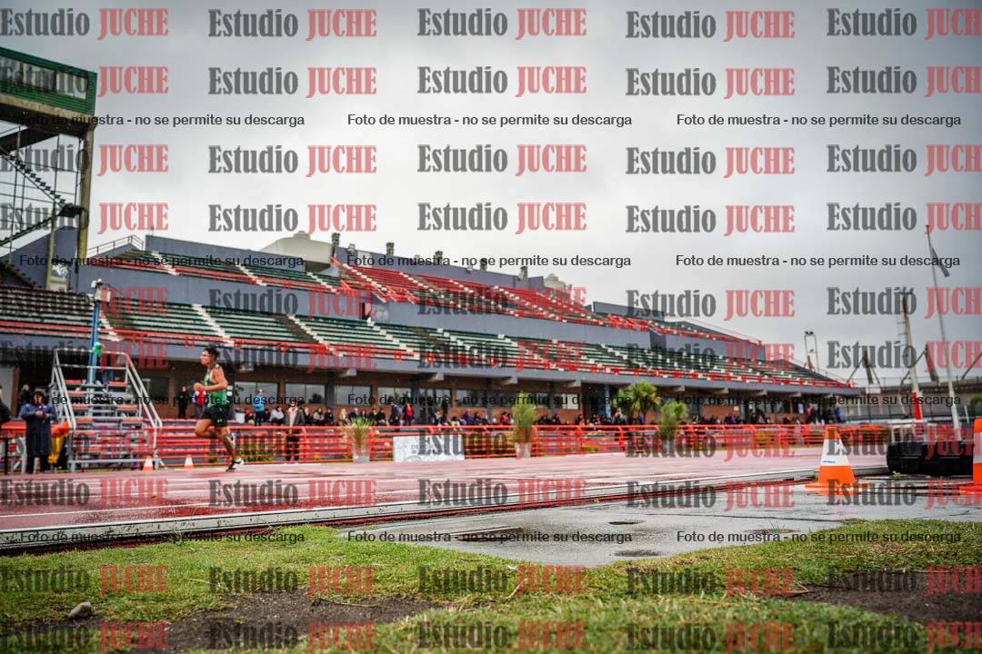 Fotos de los 200 m llanos de varones