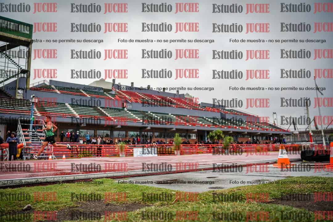 Fotos de los 200 m llanos de varones