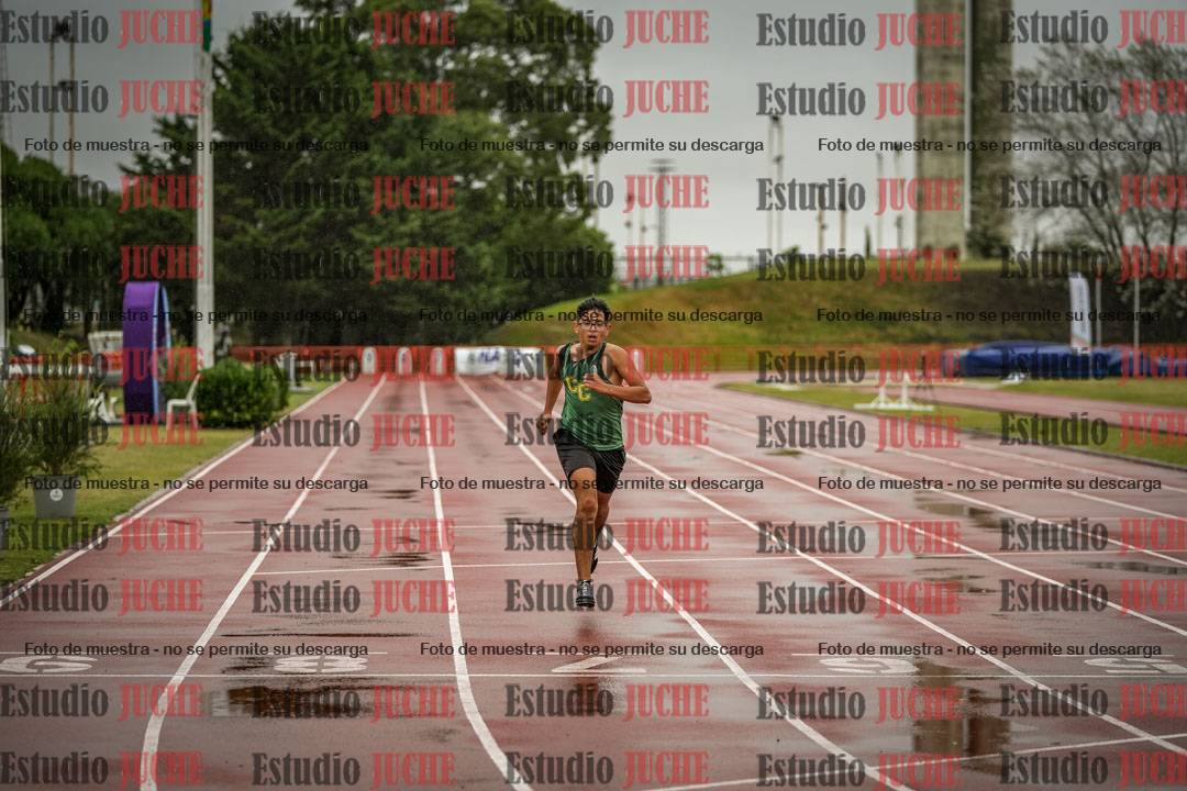 Fotos de los 200 m llanos de varones
