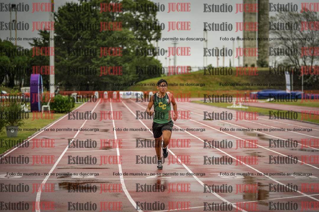 Fotos de los 200 m llanos de varones