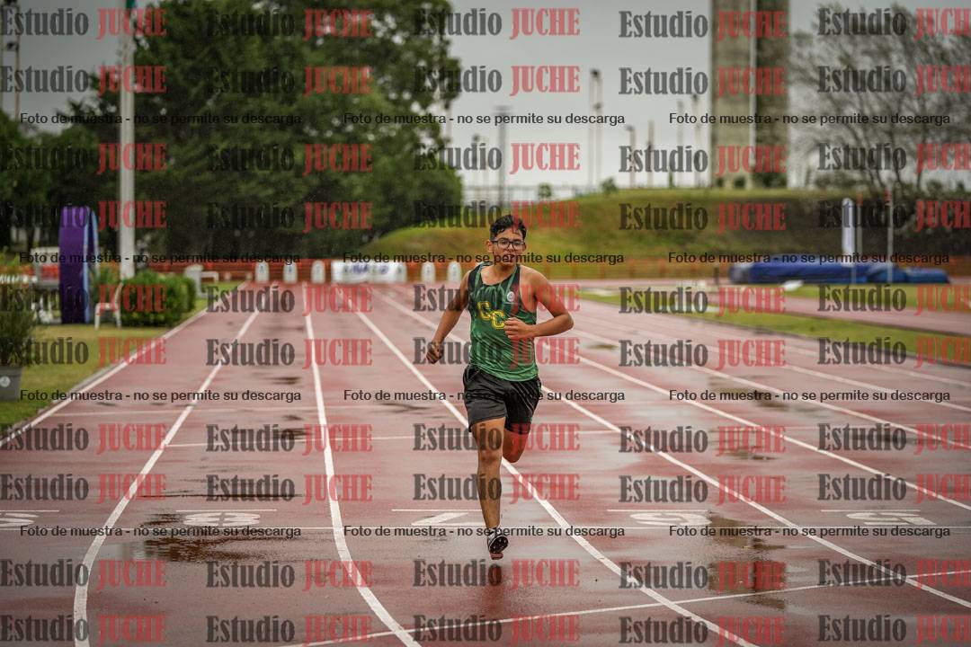 Fotos de los 200 m llanos de varones