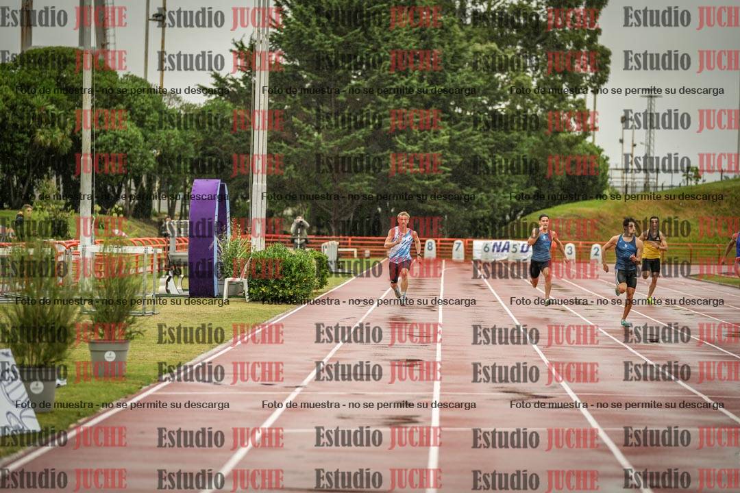 Fotos de los 200 m llanos de varones