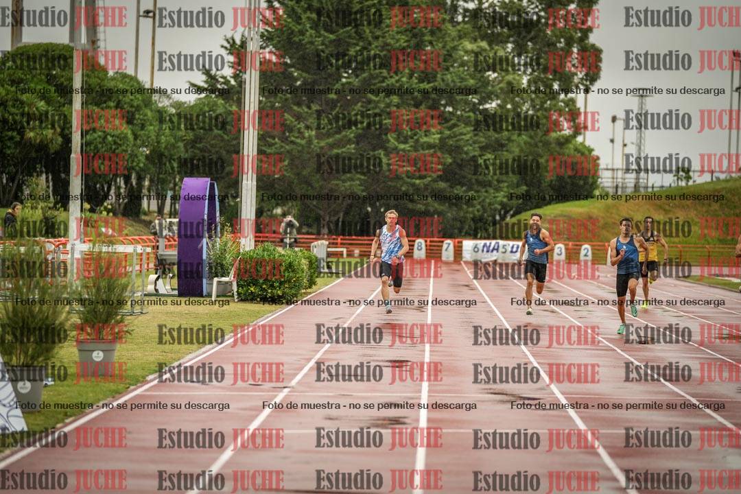Fotos de los 200 m llanos de varones