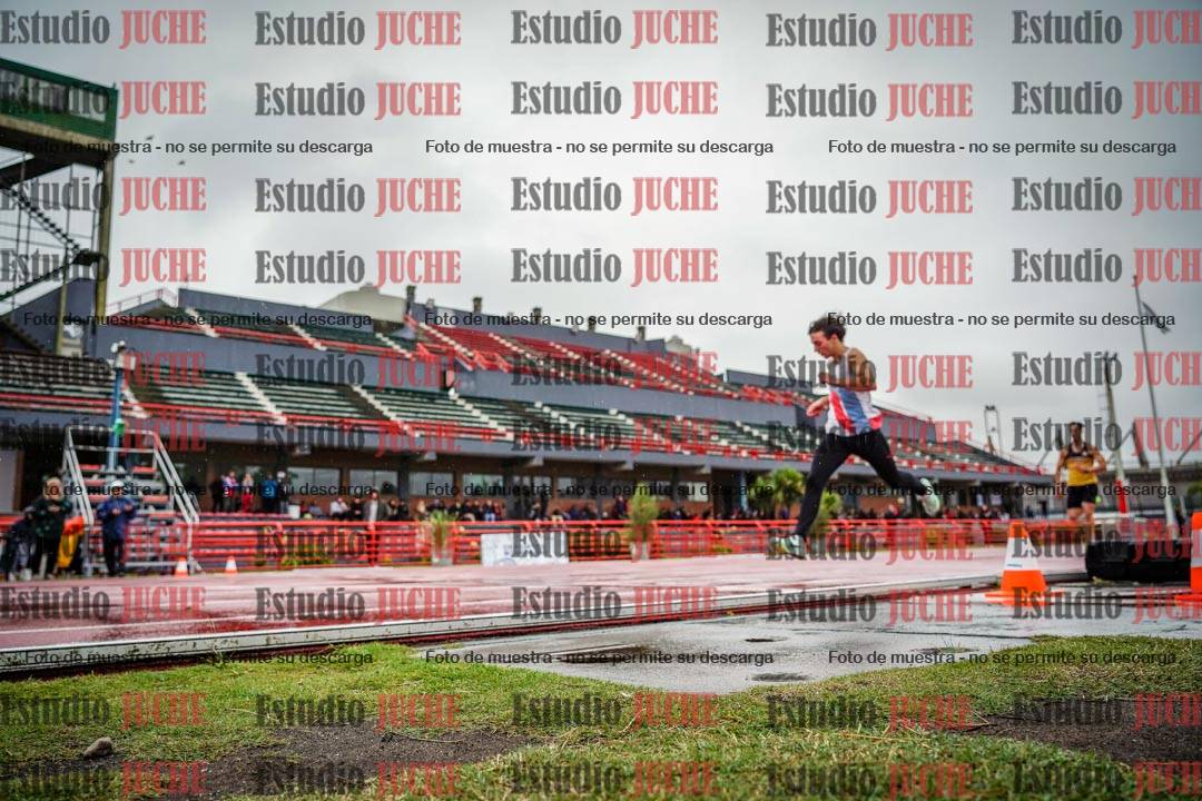 Fotos de los 200 m llanos de varones