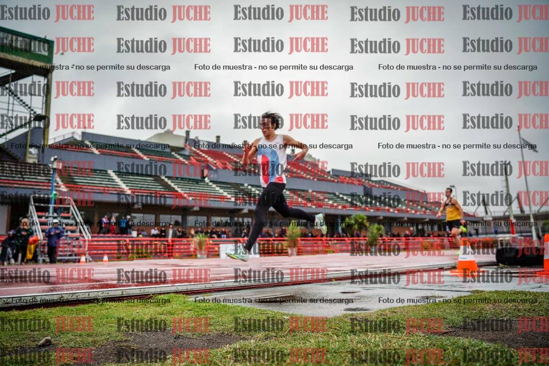 Fotos de los 200 m llanos de varones