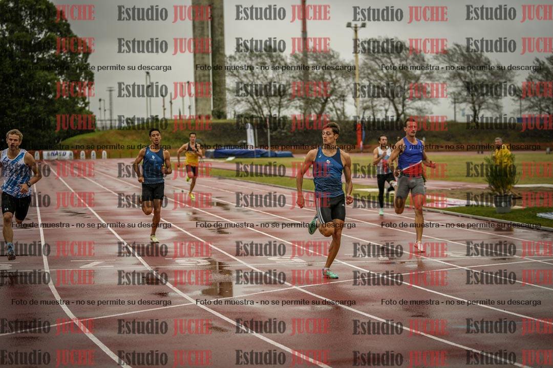 Fotos de los 200 m llanos de varones