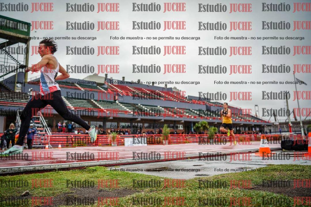 Fotos de los 200 m llanos de varones