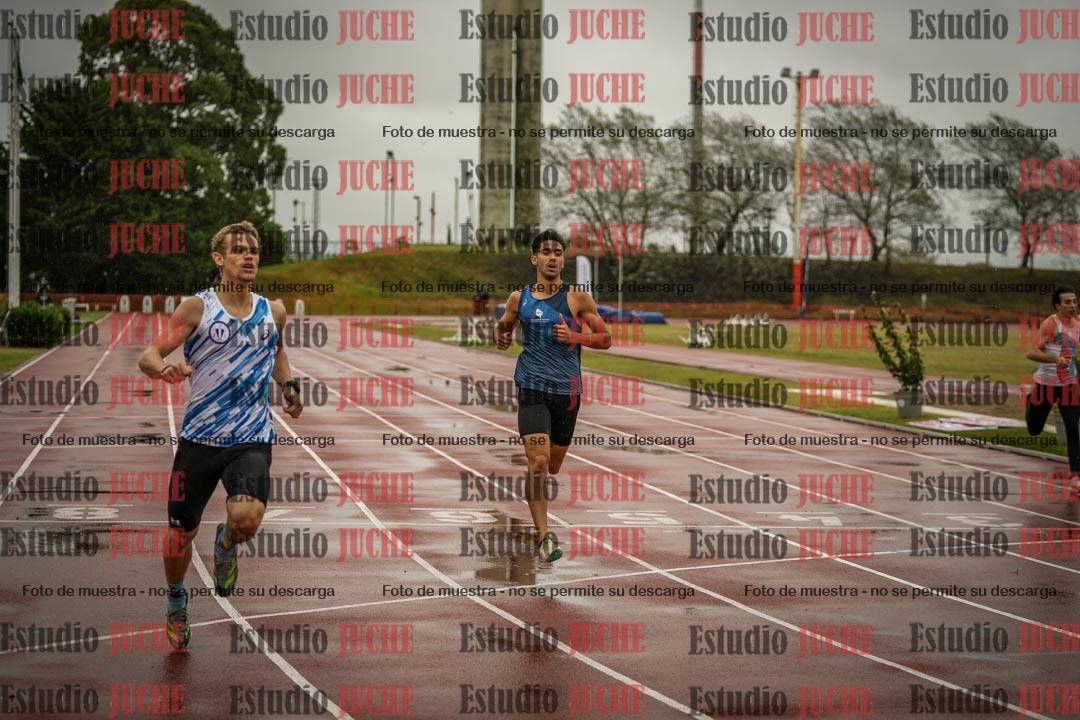 Fotos de los 200 m llanos de varones