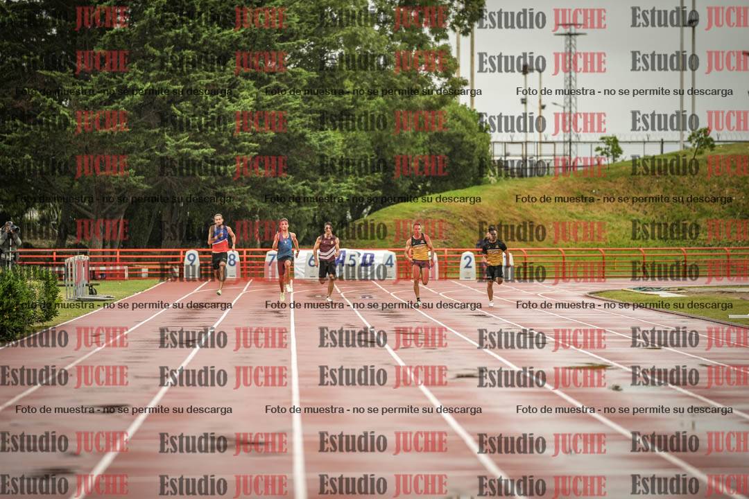 Fotos de los 200 m llanos de varones