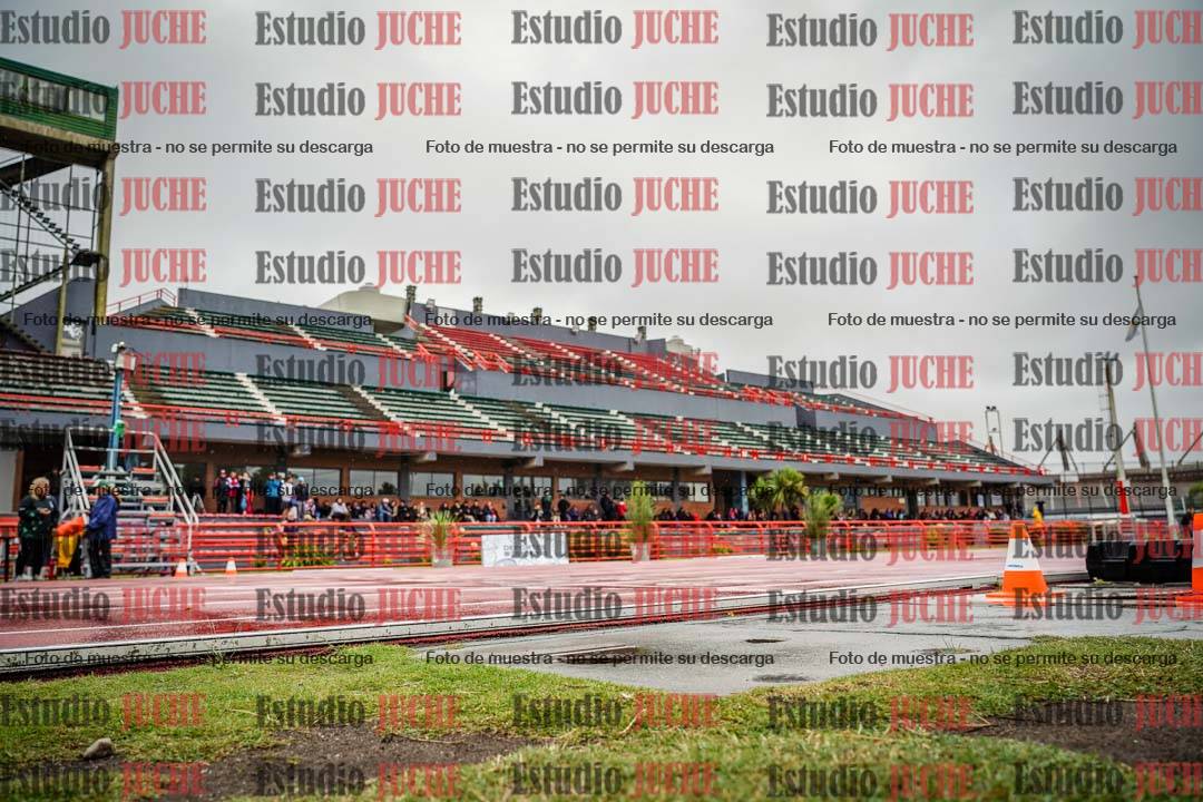 Fotos de los 200 m llanos de varones
