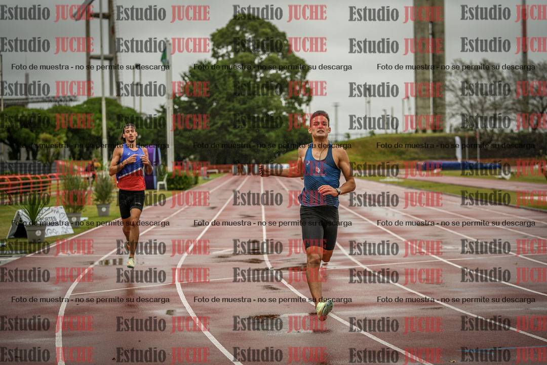Fotos de los 200 m llanos de varones