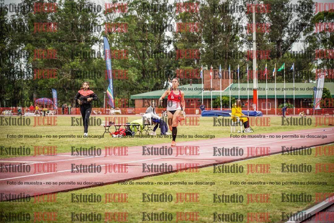 Fotos del salto triple de mujeres