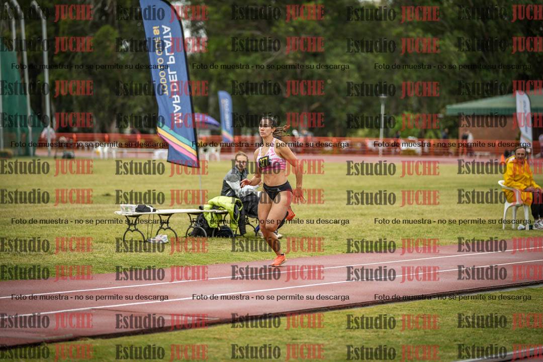 Fotos del salto triple de mujeres