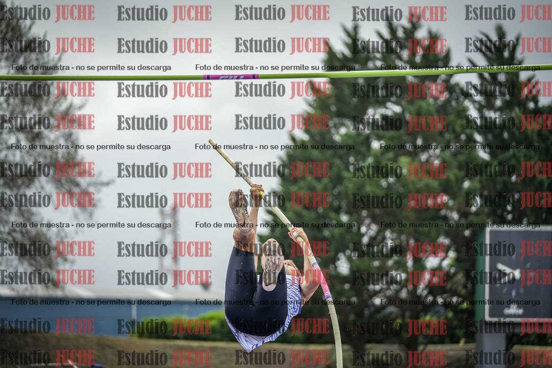 Fotos del salto con garrocha de varones - decatlón 8