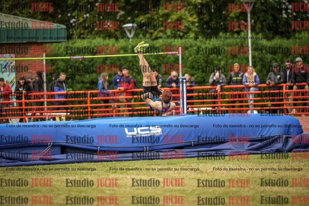 Fotos del salto en alto de varones