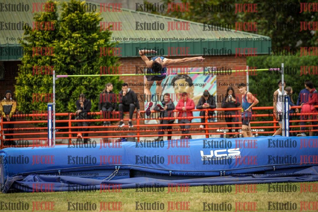 Fotos del salto con garrocha de varones - decatlón 8