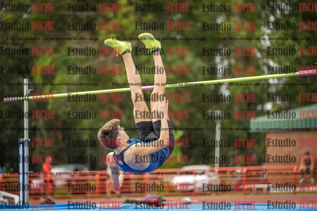 Fotos del salto en alto de varones