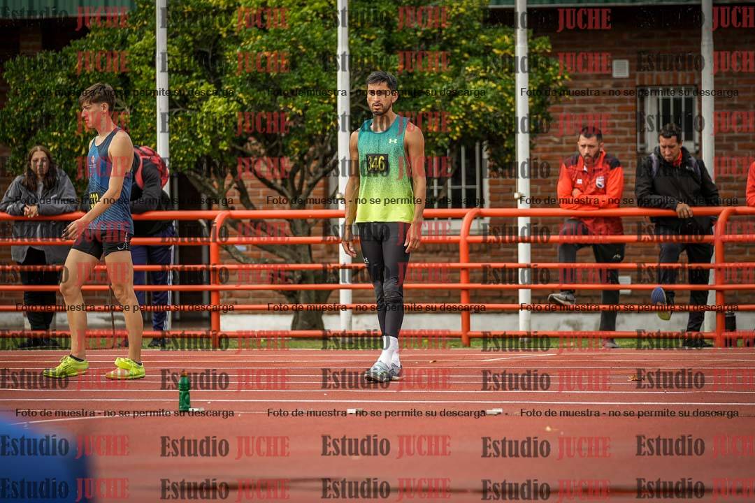 Fotos del salto en alto de varones