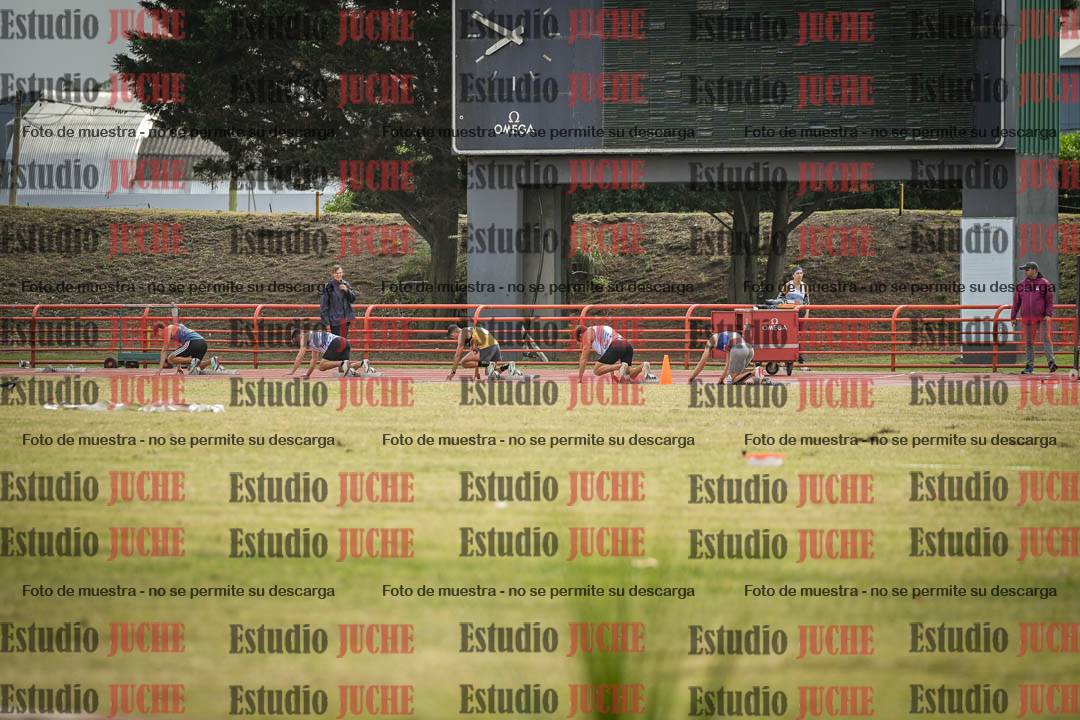Fotos de los 200 m llanos de varones - FINAL