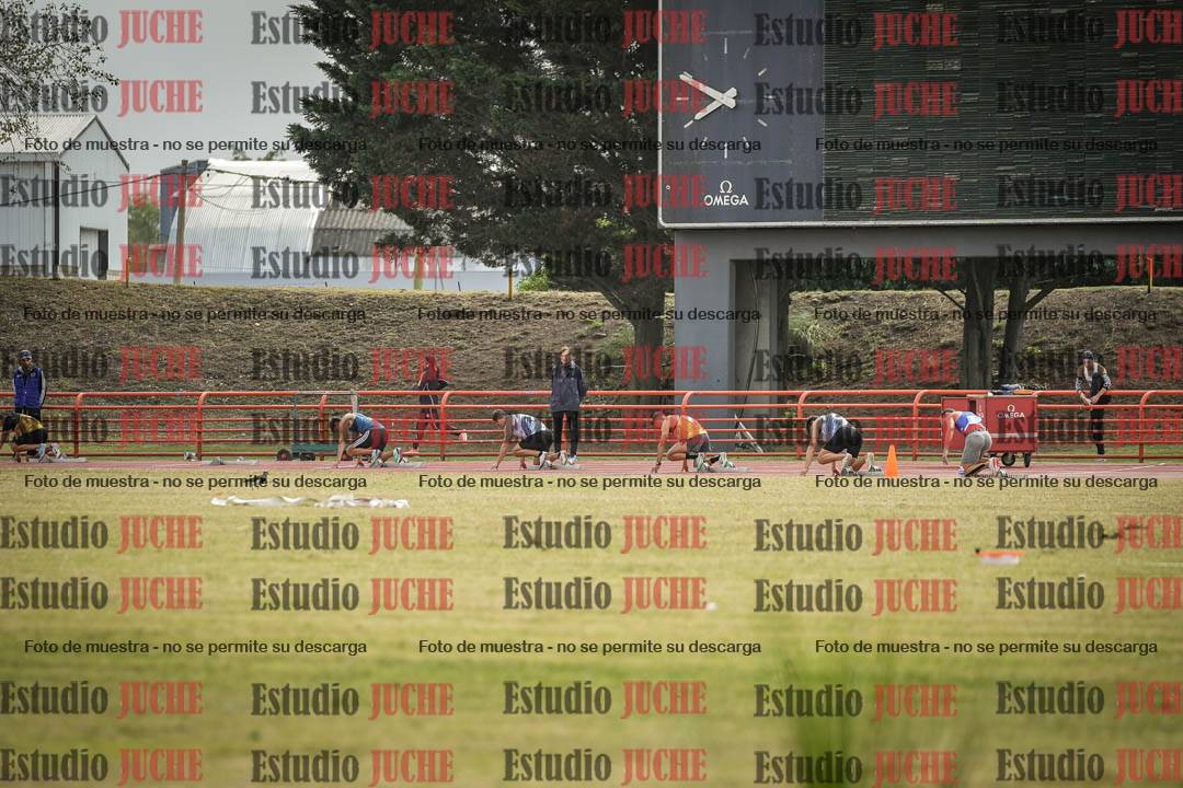 Fotos de los 200 m llanos de varones - FINAL
