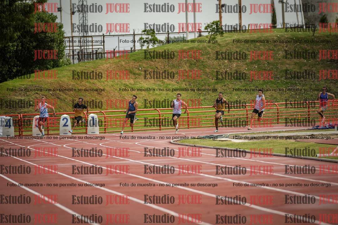 Fotos de los 200 m llanos de varones - FINAL