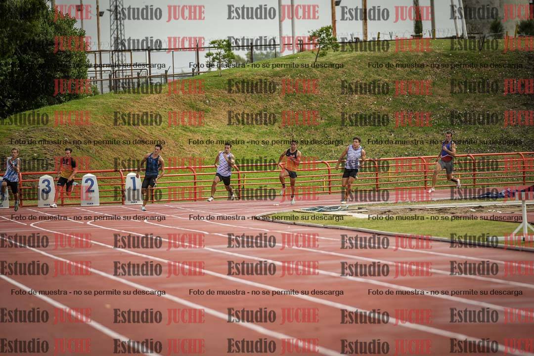 Fotos de los 200 m llanos de varones - FINAL