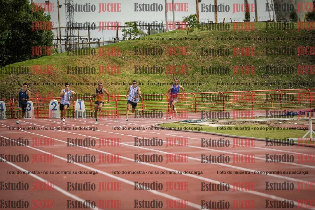 Fotos de los 200 m llanos de varones - FINAL