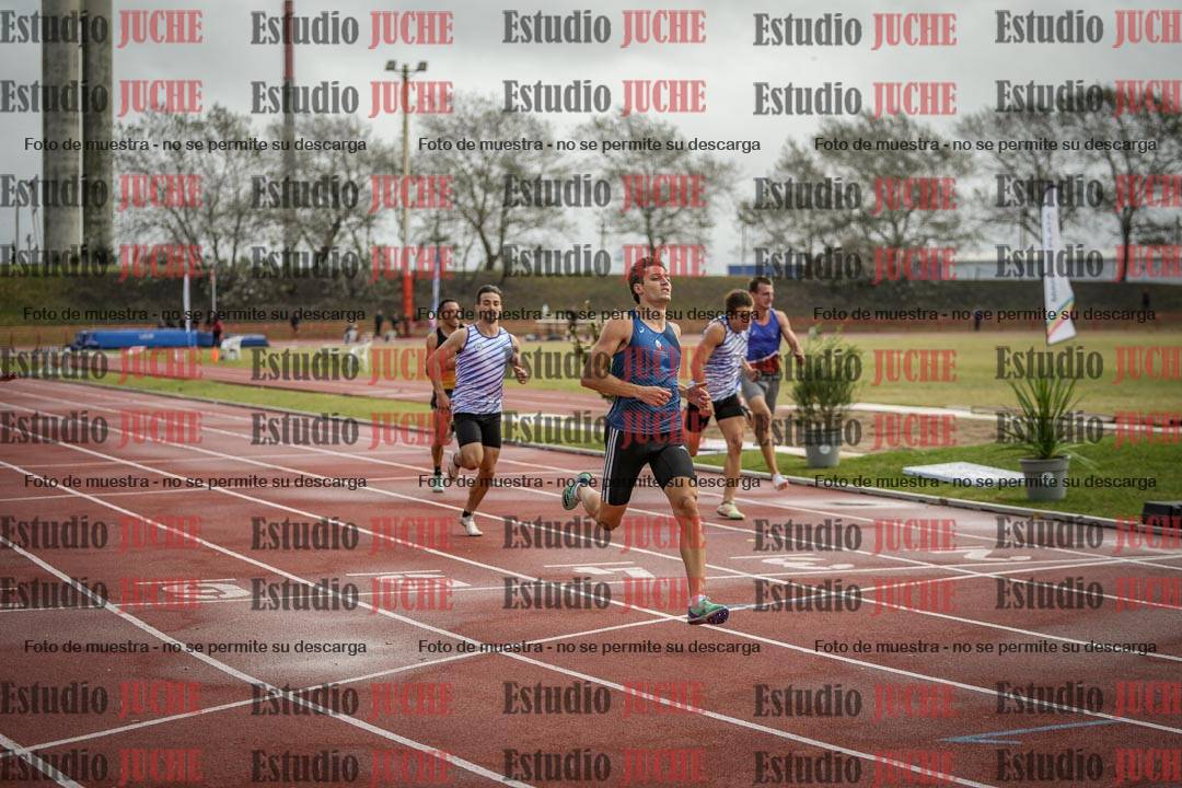 Fotos de los 200 m llanos de varones - FINAL