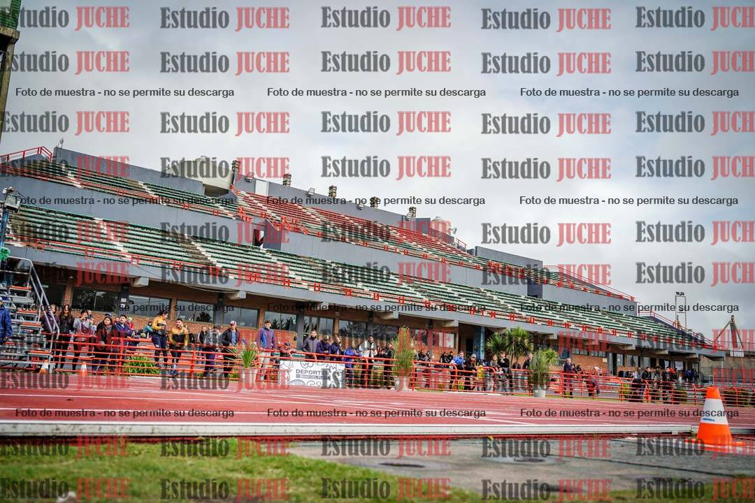 Fotos de los 200 m llanos de varones - FINAL