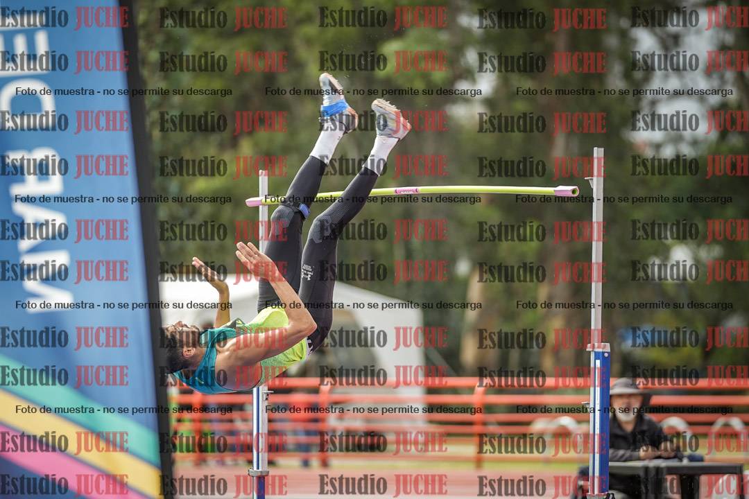 Fotos del salto en alto de varones
