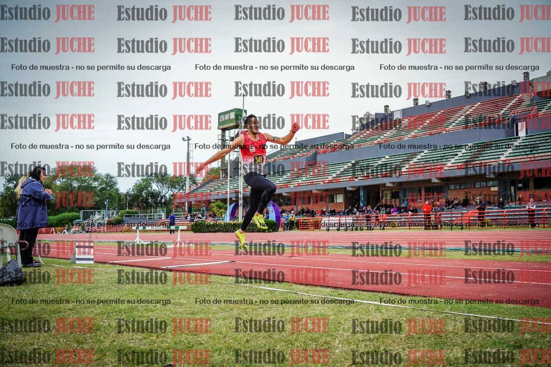 Fotos del salto triple de varones