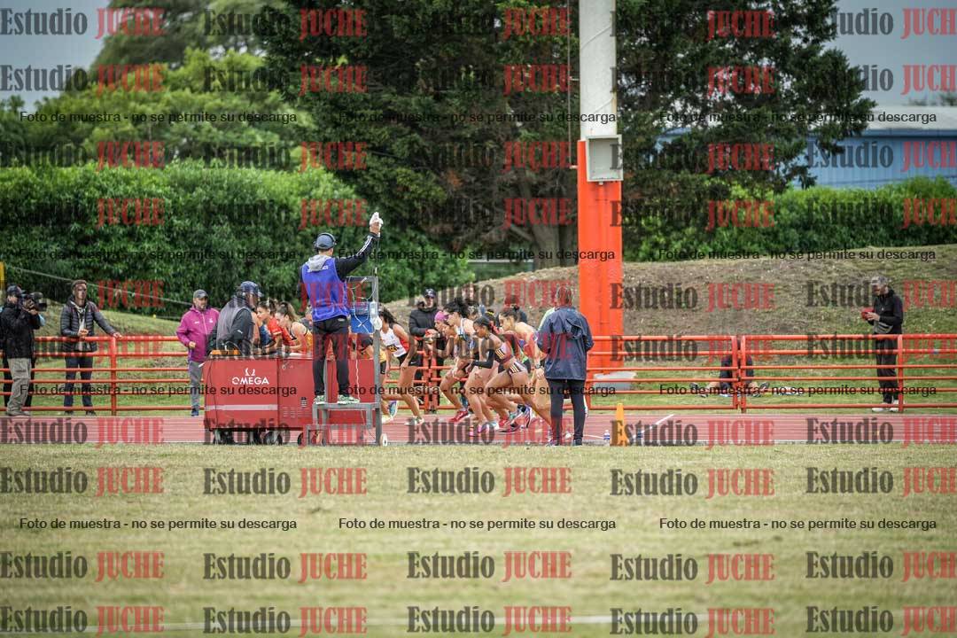 Fotos de los 5000 m llanos de mujeres
