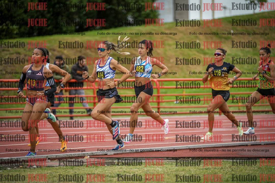 Fotos de los 5000 m llanos de mujeres