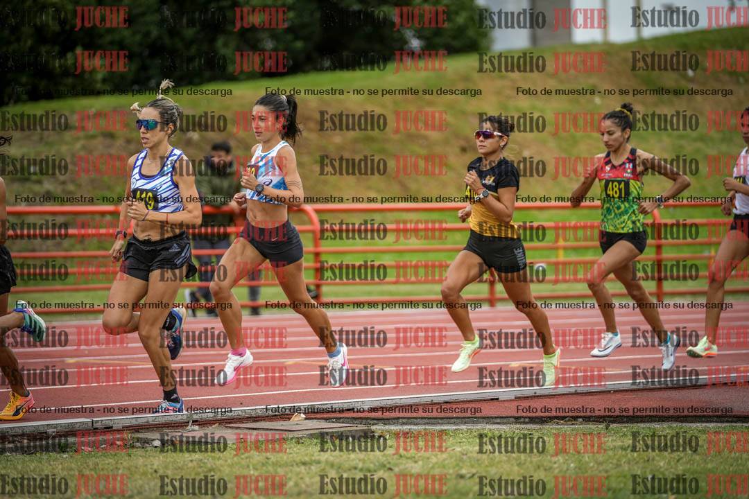 Fotos de los 5000 m llanos de mujeres