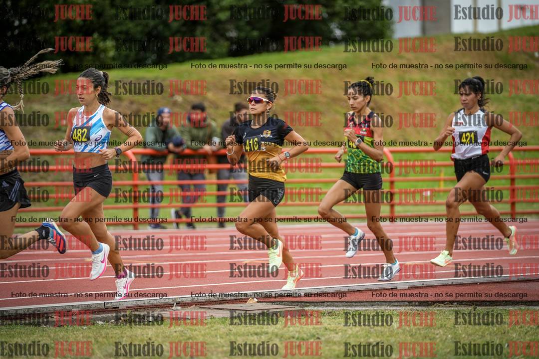 Fotos de los 5000 m llanos de mujeres