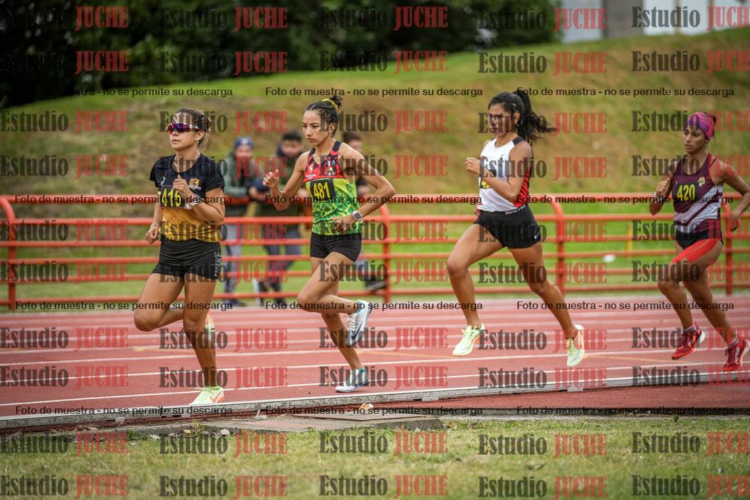Fotos de los 5000 m llanos de mujeres