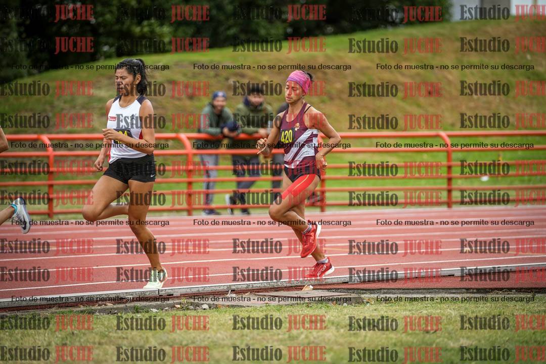Fotos de los 5000 m llanos de mujeres
