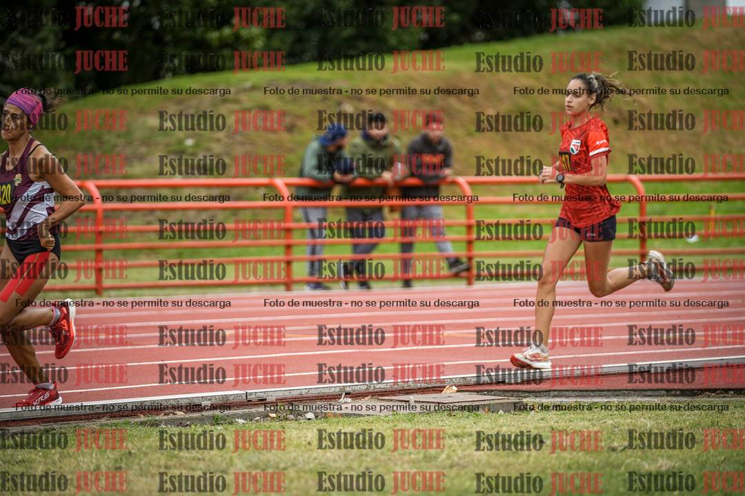 Fotos de los 5000 m llanos de mujeres