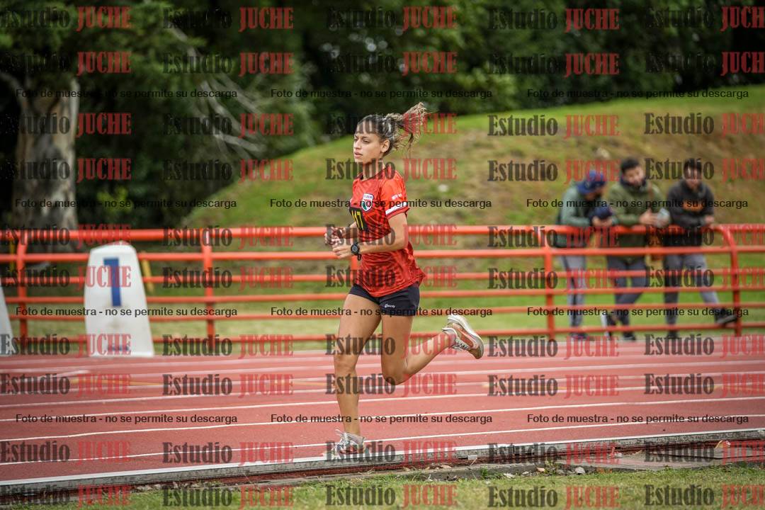 Fotos de los 5000 m llanos de mujeres