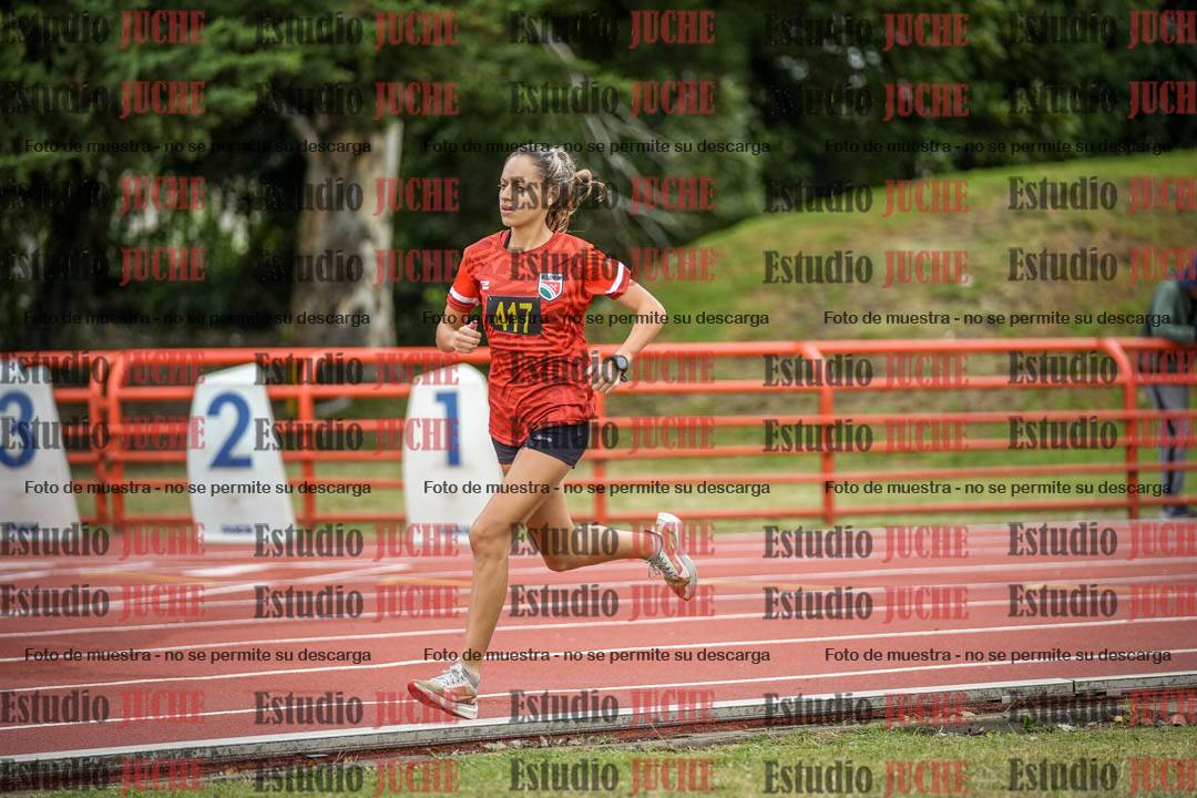 Fotos de los 5000 m llanos de mujeres