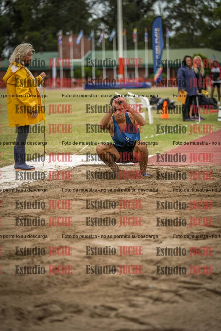 Fotos del salto triple de varones