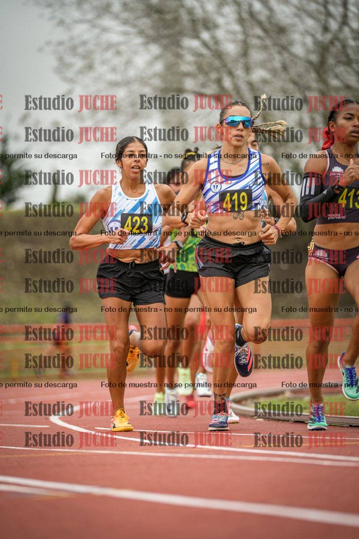 Fotos de los 5000 m llanos de mujeres