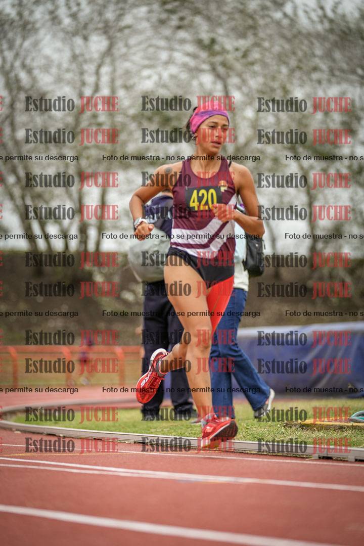 Fotos de los 5000 m llanos de mujeres