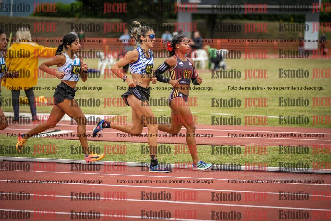 Fotos de los 5000 m llanos de mujeres