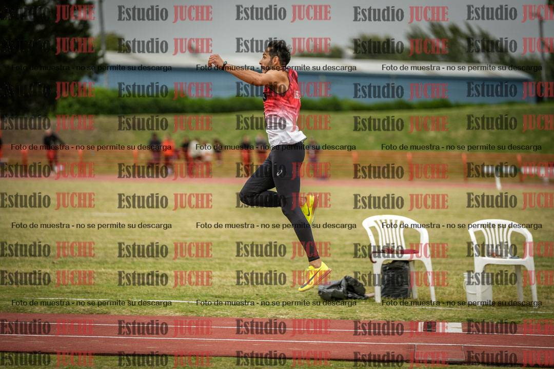 Fotos del salto triple de varones