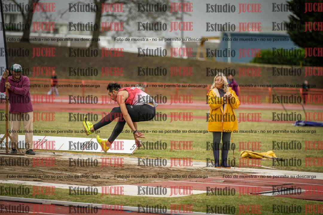 Fotos del salto triple de varones